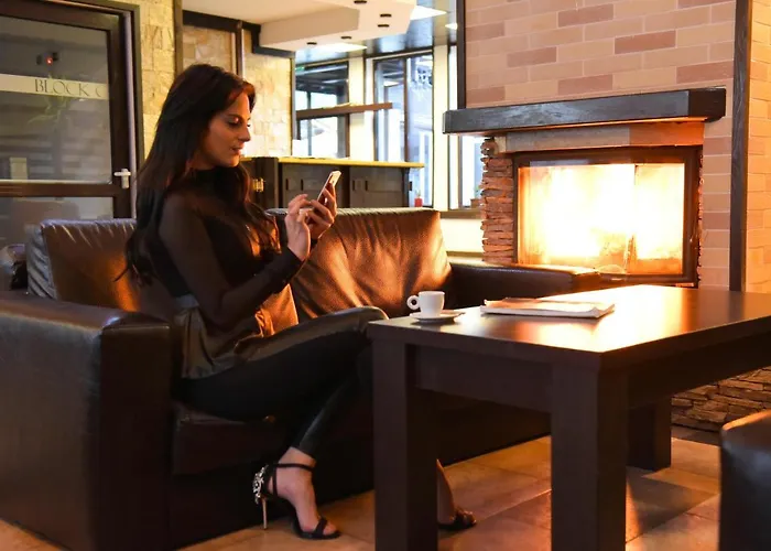 Royal Family Apartmanhotel 3*