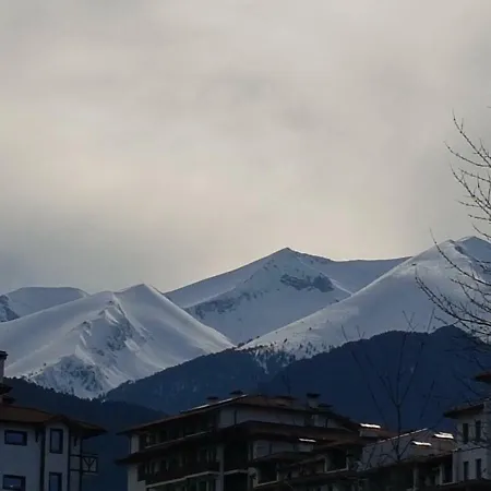 Royal - Mountain View Aparthotel 3*