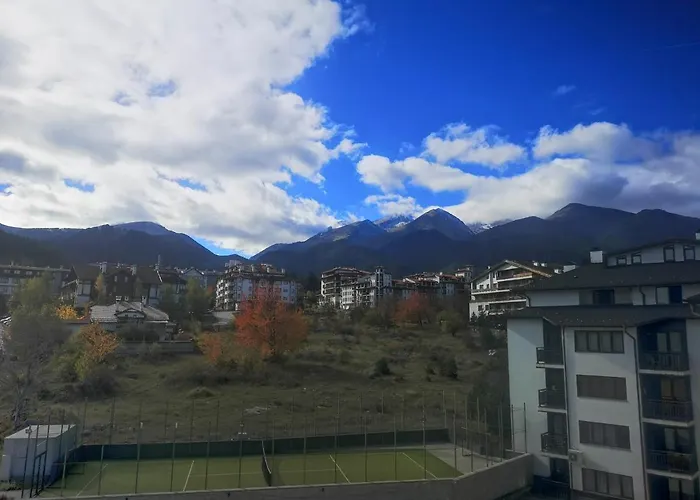 Royal Family Апартхотел Банско