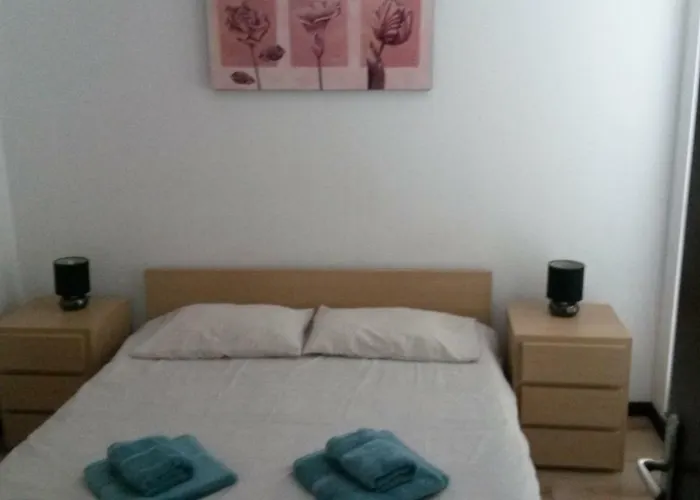 Royal Family Банско