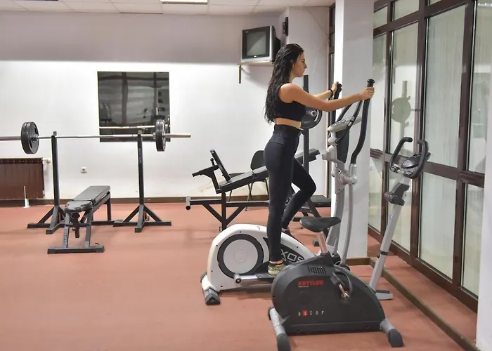 Aparthotel Royal Family 3*