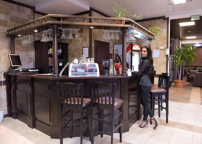 Royal Family Апартхотел 3*