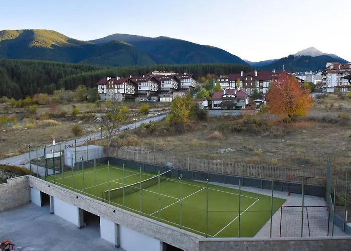 Апартхотел Royal Family 3*