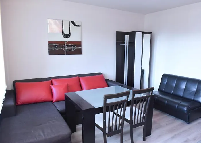 Royal Family Апартхотел Банско